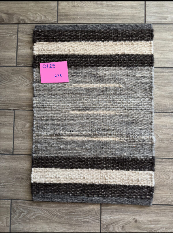 Llama Fiber Rug 2x3 ft - Image 7