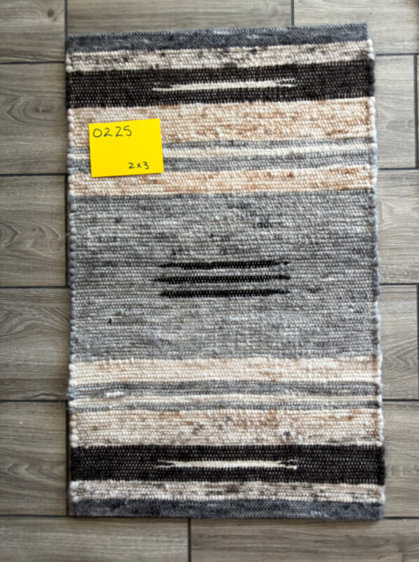 Llama Fiber Rug 2x3 ft - Image 2