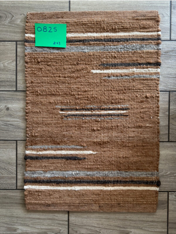Llama Fiber Rug 2x3 ft - Image 8